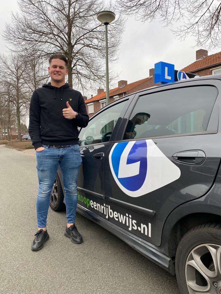 Wij Feliciteren Tim Met Het Behalen Van Zijn Rijbewijs! - Goedkoop Een ...